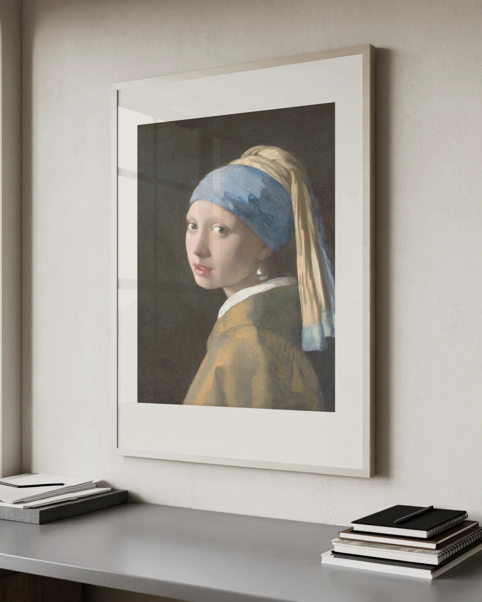 Girl with a Pearl Earring Art Print by Johannes Vermeer